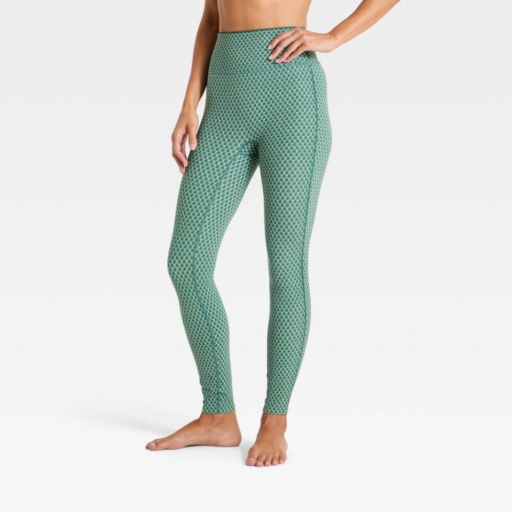Women's Everyday Soft High-Rise 7/8 Leggings - Dark Green Horseshoe Print XS